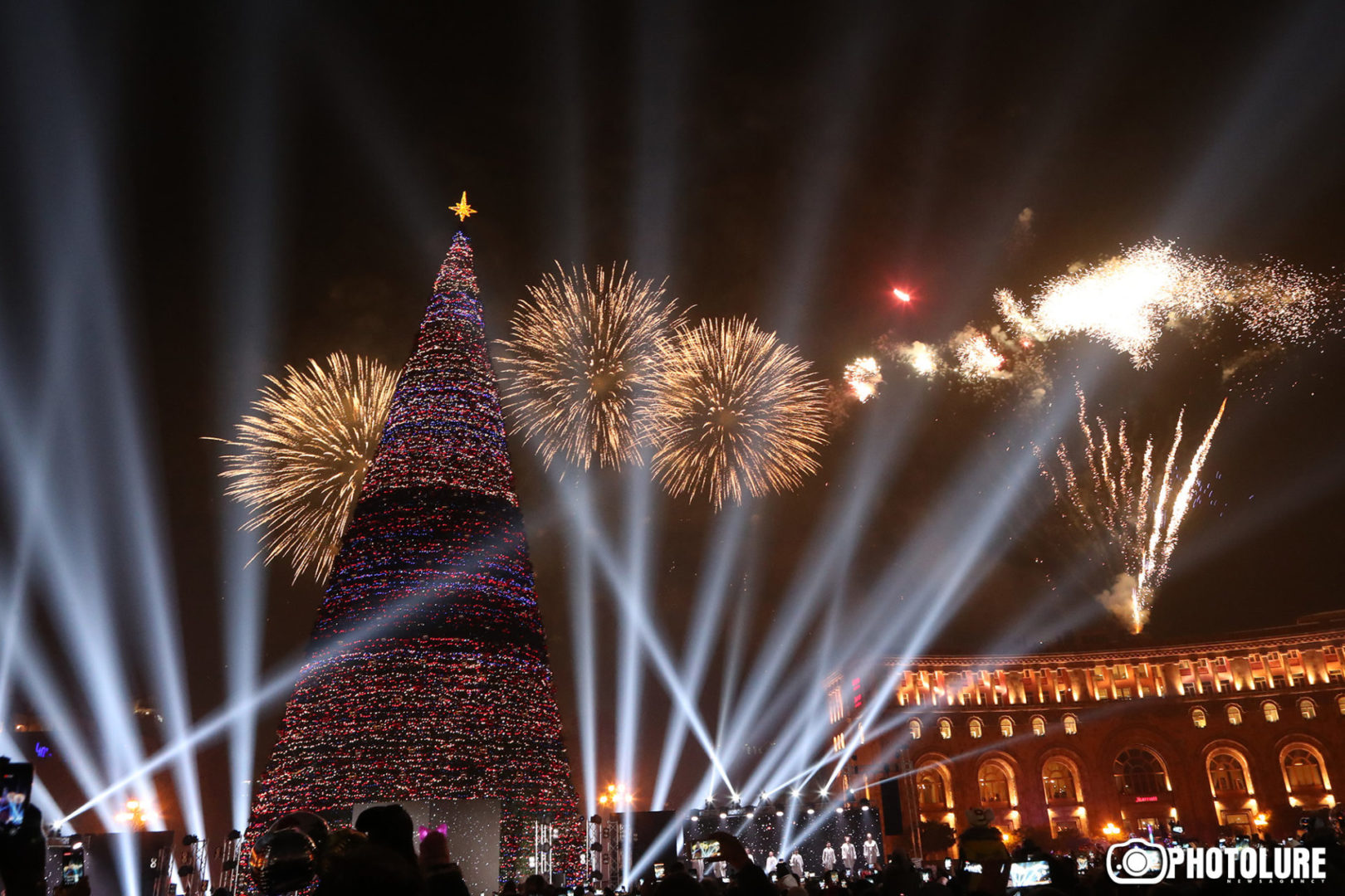 New Year Tree lights up Yerevan Public Radio of Armenia