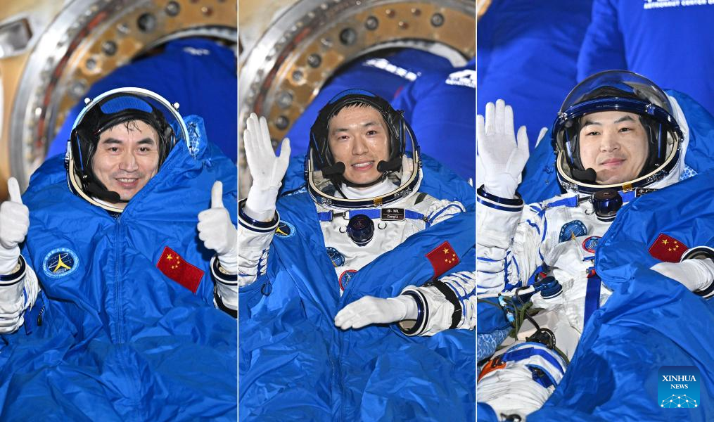 Chinese astronauts return to Earth after six months in space Public